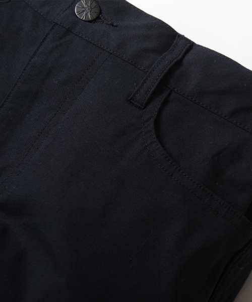 VIRGOwearworks(ヴァルゴウェアワークス)の「DAMAGE EVERY 9(チノパンツ・メンズ・ブラック/グレー・3/2/4)」の7枚目の写真
