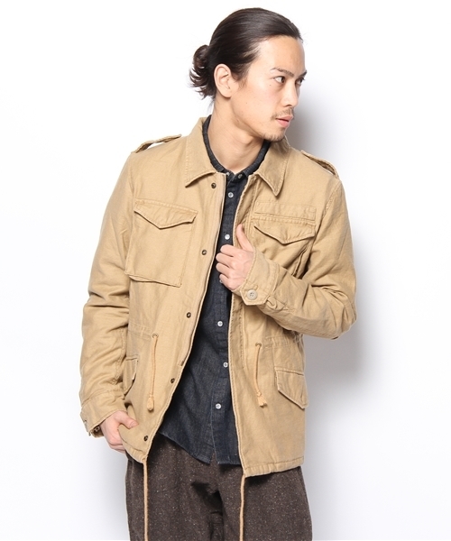 WEGO（ウィゴー）の「綿麻バックサテンミリタリーM-65ジャケット（ミリタリージャケット・メンズ・ベージュ/カーキ・MEDIUM/LARGE）」の5枚目の写真