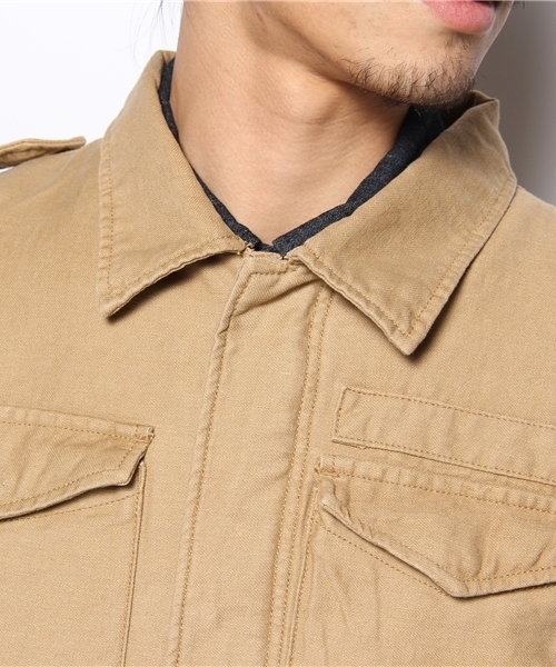 WEGO（ウィゴー）の「綿麻バックサテンミリタリーM-65ジャケット（ミリタリージャケット・メンズ・ベージュ/カーキ・MEDIUM/LARGE）」の6枚目の写真