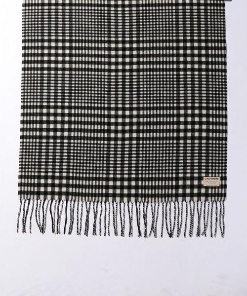 BEAUTY&YOUTH UNITED ARROWS（ビューティーアンドユースユナイテッドアローズ）の「BY チェック カシミヤ ストール ◆（マフラー・メンズ・ブラック/ブラウン/ネイビー・FREE）」の9枚目の写真