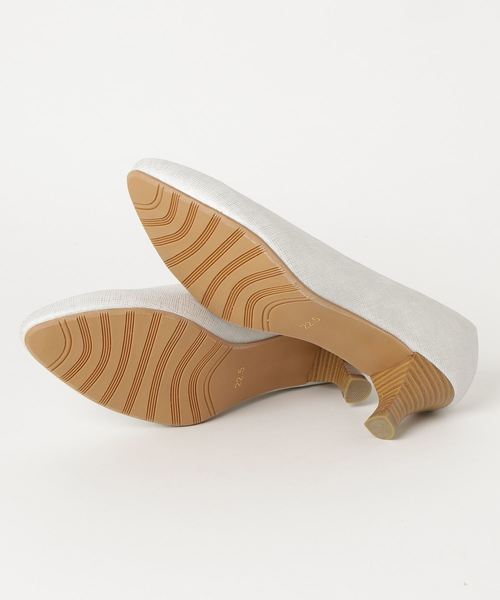 GeeRA（ジーラ）の「【匠シリーズ】優しい履き心地のプレーンパンプス（パンプス・レディース・レッド系その他/ブルー系その他/ブラック系その他/ブラック/ベージュ系その他/ネイビー/シルバー/ベージュ・24.0cm/24.5cm/23.5cm/22.5cm/23.0cm/23.5㎝/25cm/24cm/24.5㎝/23cm/22.5㎝）」の10枚目の写真