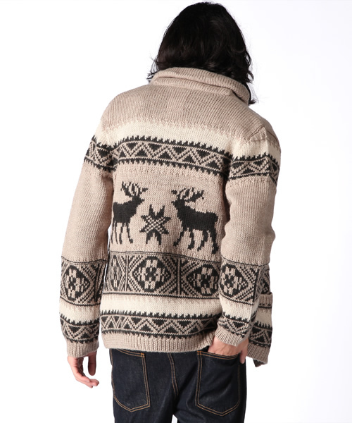 WEGO（ウィゴー）の「手編みショール衿カウチンニット（カーディガン/ボレロ・メンズ・杢グレー/ベージュ・MEDIUM/LARGE）」の4枚目の写真