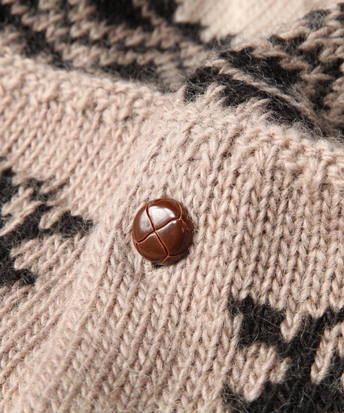 WEGO（ウィゴー）の「手編みショール衿カウチンニット（カーディガン/ボレロ・メンズ・杢グレー/ベージュ・MEDIUM/LARGE）」の10枚目の写真