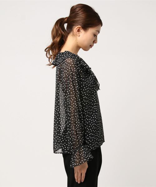 Cheek（チーク）の「ドットラッフルブラウス（シャツ/ブラウス・レディース・オフホワイト/ブラック・MEDIUM）」の3枚目の写真