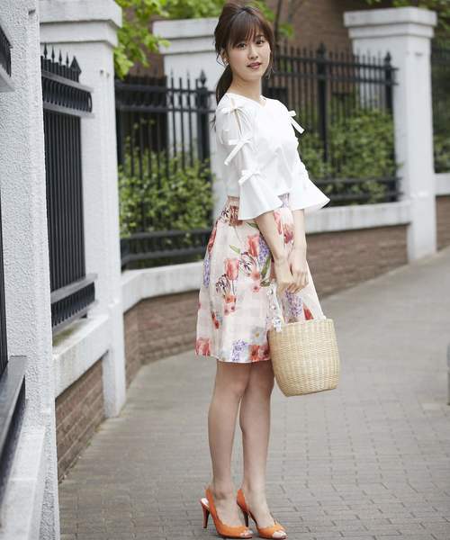 tocco closet（トッコ　クローゼット）の「 お花×スタッズかごバック（かごバッグ・レディース・ブラック/ホワイト・FREE）」の8枚目の写真