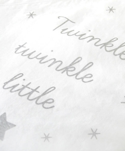 10mois（ディモワ）の「【10mois(ディモワ) 】たまごマットおくるみCLOUD（おくるみ・キッズ・ホワイト×シルバー・ONE SIZE）」の2枚目の写真