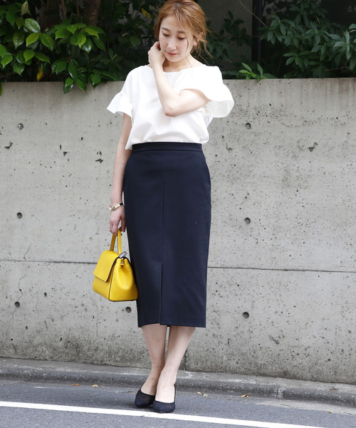 Tiara（ティアラ）の「麻調袖フリルブラウス（シャツ/ブラウス・レディース・ネイビー/ベージュ/グリーン/アイボリー/キャメル・FREE）」の16枚目の写真