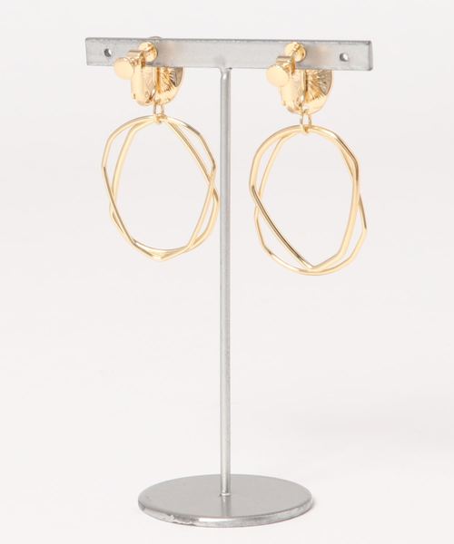 LOWRYS FARM（ローリーズファーム）の「メタルサークルイヤリング　809719（イヤリング・レディース・シルバー/ゴールド/シルバー系その他/ゴールド系その他/ベージュ/ライトグレー・FREE）」の7枚目の写真