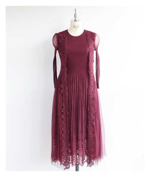 cawaii（カワイイ）の「動く度揺らめく美レース。アコーディオンプリーツワンピース（ワンピース・レディース・レッド・FREE）」の19枚目の写真