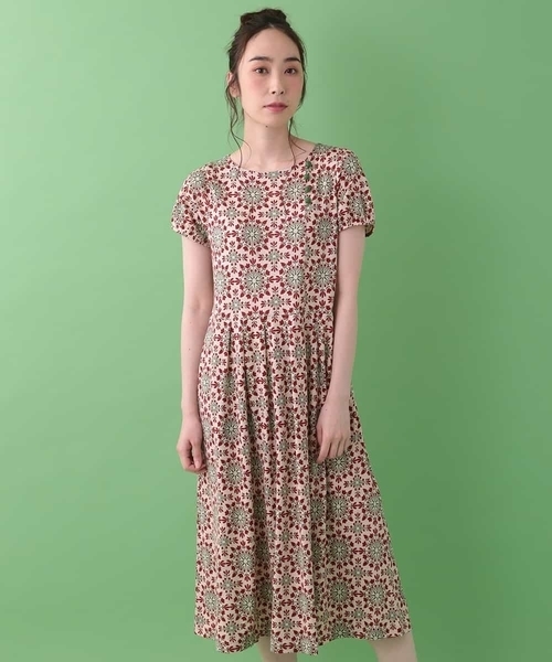 Jocomomola(ホコモモラ)の「フラワープリントワンピース(ワンピース)」|アイボリー