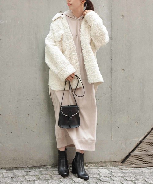 ADAM ET ROPE'（アダムエロペ）の「【WEB限定】ボアオーバーシャツ