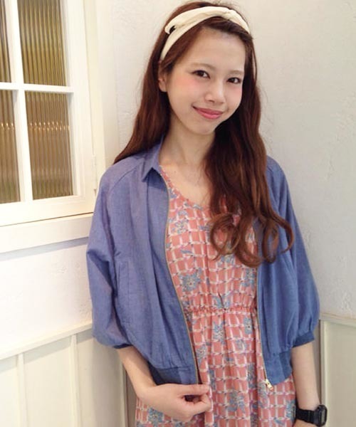 Kastane（カスタネ）の「【Kastane】襟付き楊柳シャツブルゾン（シャツ/ブラウス・レディース・ブルー/オフホワイト/ブラック/チャコールグレー・FREE）」の4枚目の写真