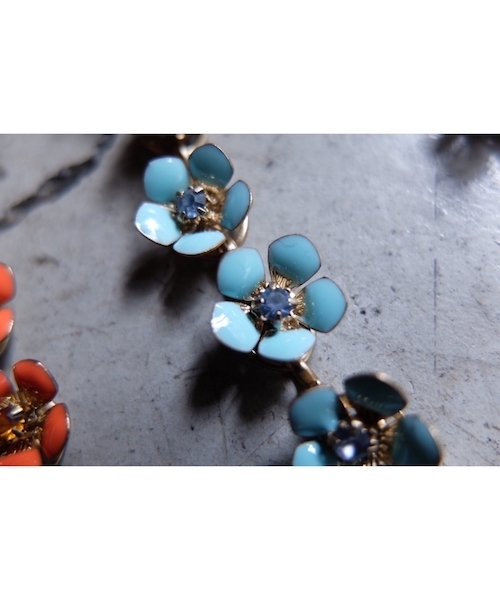 VTOPIA（ユートピア）の「DAISY SONG CHOKER（チョーカー）」 - WEAR 