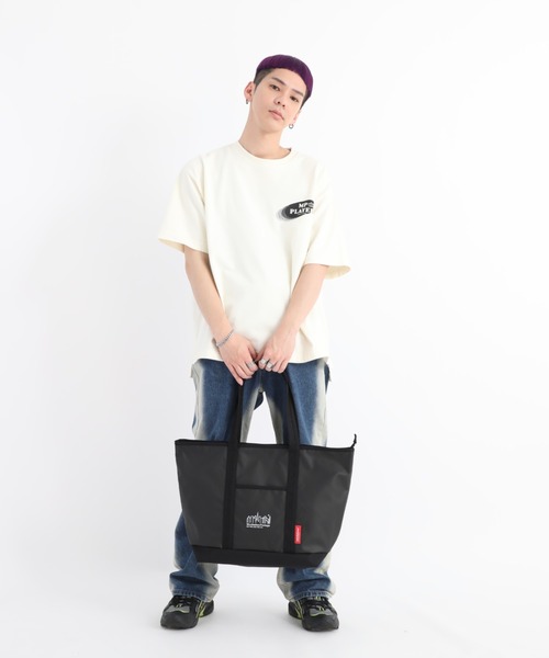 Manhattan Portage(マンハッタンポーテージ)の「MP Logo Printed Cherry Hill Tote Bag(トートバッグ・メンズ・ブラック・LARGE)」の12枚目の写真