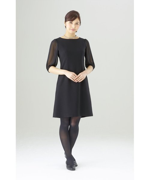 MONOIR(モノワール)の「濃染加工スリムアンサンブル(ジャケットワンピース)(アンサンブル・レディース・ブラック・13号/5号/7号/9号/11号)」の9枚目の写真