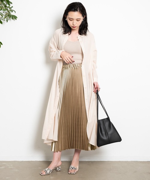 Aunt Marie's(アントマリーズ)の「AUNT MARIE’S サテンプリーツロングスカート(スカート・レディース・ブラック/ベージュ/ブルー/ナチュラル・FREE)」の20枚目の写真