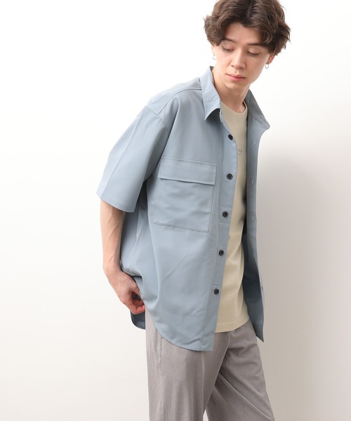 JUNRED(ジュンレッド)の「ワイドプラケットショートスリーブシャツ(シャツ/ブラウス・メンズ・ホワイト/チャコールグレー/サックスブルー・S/M/L)」の3枚目の写真