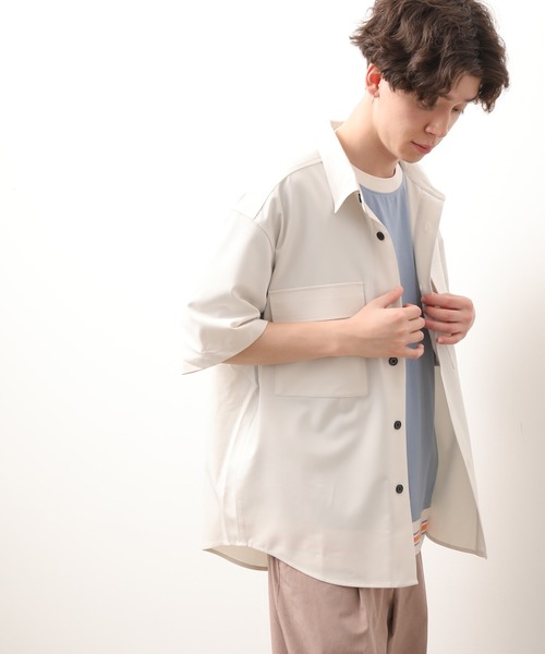 JUNRED(ジュンレッド)の「ワイドプラケットショートスリーブシャツ(シャツ/ブラウス・メンズ・ホワイト/チャコールグレー/サックスブルー・S/M/L)」の5枚目の写真