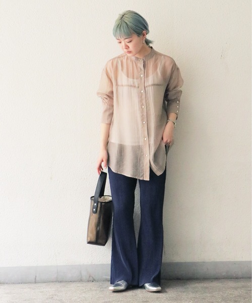 notch.(ノッチ)の「バンドカラーシアーシャツ(シャツ/ブラウス・レディース・ベージュ/ライラック/ライトベージュ・M)」の4枚目の写真