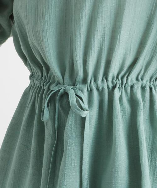 grove（グローブ）の「【S-LL】UVスラブウエストドロストブラウス（シャツ/ブラウス・レディース・グリーン/アイボリー系2/キャメル/ライトベージュ/ブルー系2・01/02/03/04）」の11枚目の写真