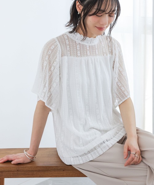 osharewalker（オシャレウォーカー）の「『スタンドネック総レース半袖ブラウス』（シャツ/ブラウス・レディース・オフホワイト/ブラック・2/1）」の5枚目の写真