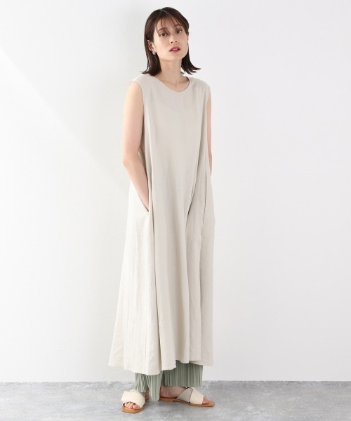 LOWRYS FARM（ローリーズファーム）の「LRバックリボンワンピノースリーブ 890375（ワンピース・レディース・アイボリー/ブラック/オレンジ・FREE）」の17枚目の写真