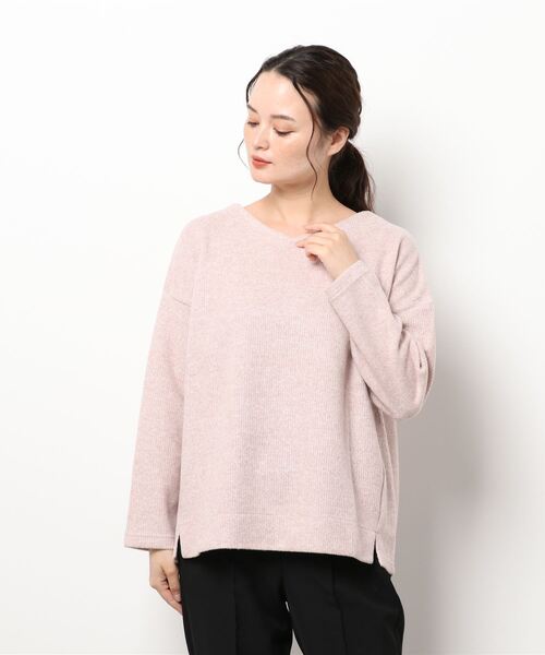 BELLUNA(ベルーナ)の「起毛素材スリットデザインプルオーバー(Tシャツ/カットソー・レディース・杢グレー/セージグリーン/モカ/コーラル/ピンク・X-LARGE/LARGE/MEDIUM)」の18枚目の写真
