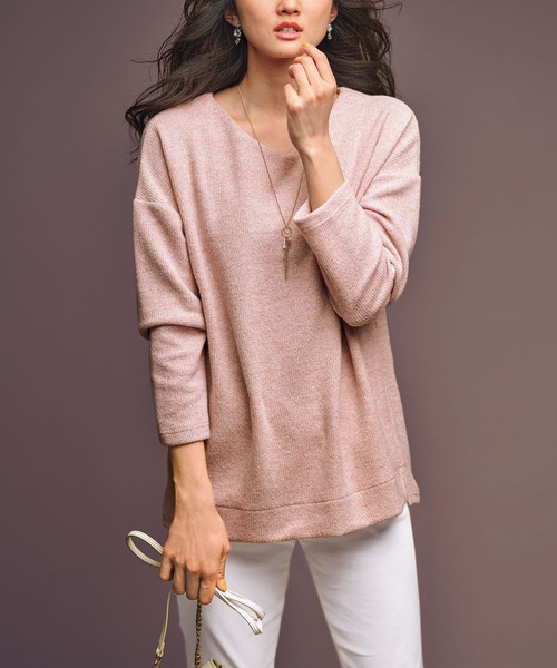 BELLUNA(ベルーナ)の「起毛素材スリットデザインプルオーバー(Tシャツ/カットソー・レディース・杢グレー/セージグリーン/モカ/コーラル/ピンク・X-LARGE/LARGE/MEDIUM)」の16枚目の写真