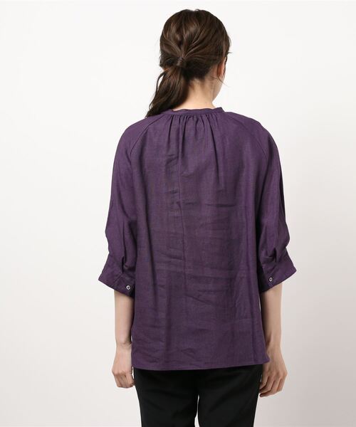 FIL DE FER（フィルデフェール）の「エアタン麻キャンバス スタンドネックブラウス（シャツ/ブラウス・レディース・パープル/グリーン・FREE）」の4枚目の写真
