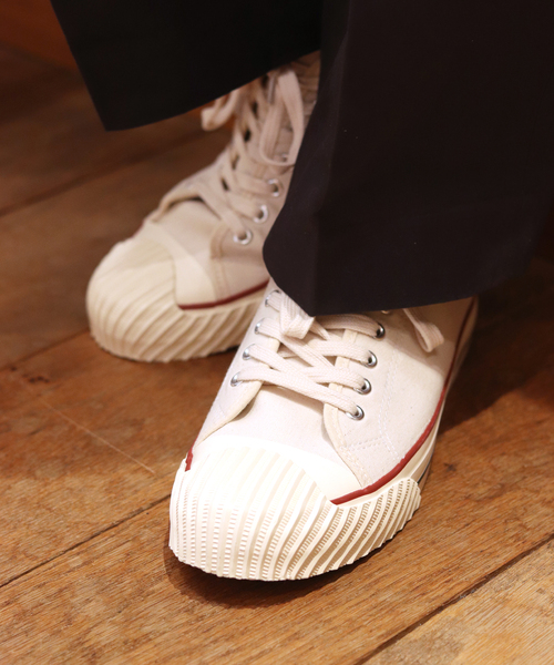 INHERIT（インヘリット）の「【AmberWall/アンバーウォール】 DANRO LOW（スニーカー・メンズ・ブラック/レッド/イエロー/アイボリー/ラベンダー/ブラック系その他・22.5cm/23.5cm/24.5cm/25.5cm/26.5cm/27.5cm/28.5cm）」の9枚目の写真