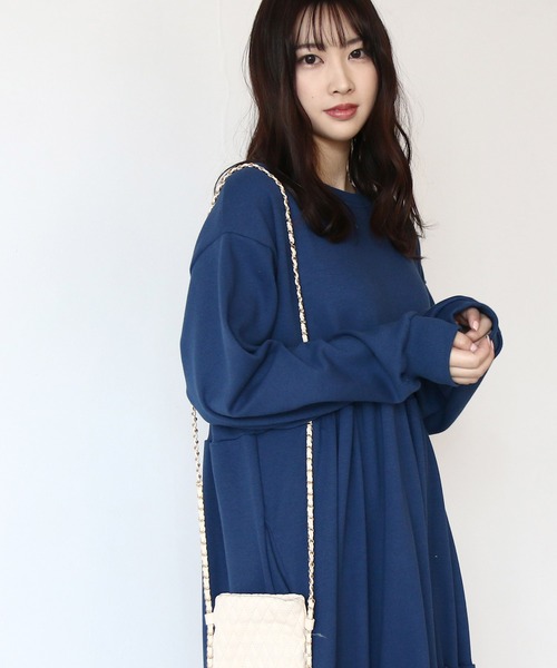 Roomy's（ルーミーズ）の「ティアードスウェットワンピース（ワンピース・レディース・グレー/ブラック/ブルー・FREE）」の9枚目の写真