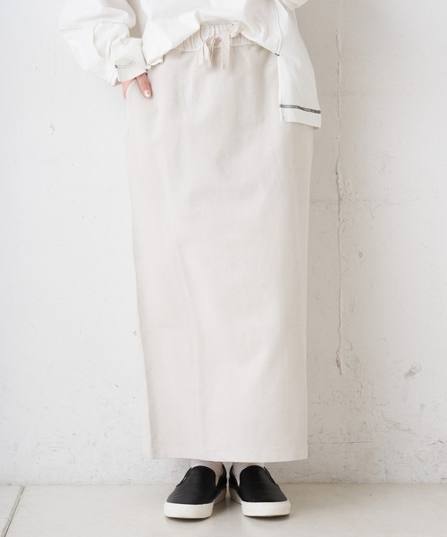 PUAL CE CIN（ピュアルセシン）の「【WEB限定】テレコピグメントスカート（スカート・レディース・チャコールグレー/カーキ/ライトベージュ・FREE）」の19枚目の写真