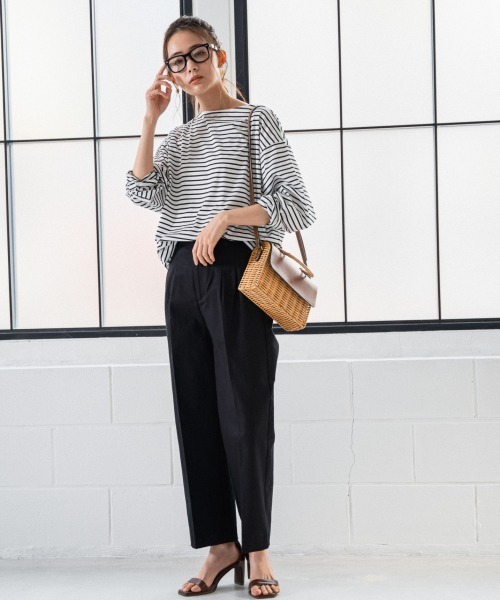 Andemiu（アンデミュウ）の「ハイウエストチノパンツ938601（チノパンツ・レディース・ブラック/ベージュ・SMALL/MEDIUM）」の7枚目の写真