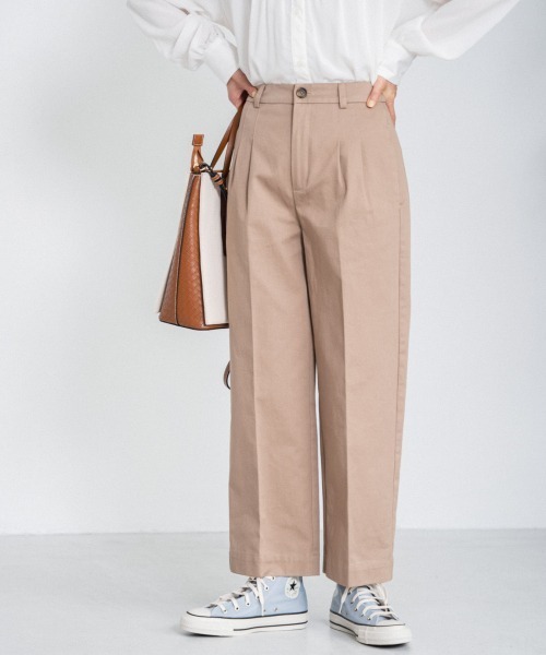 Andemiu（アンデミュウ）の「ハイウエストチノパンツ938601（チノパンツ・レディース・ブラック/ベージュ・SMALL/MEDIUM）」の12枚目の写真