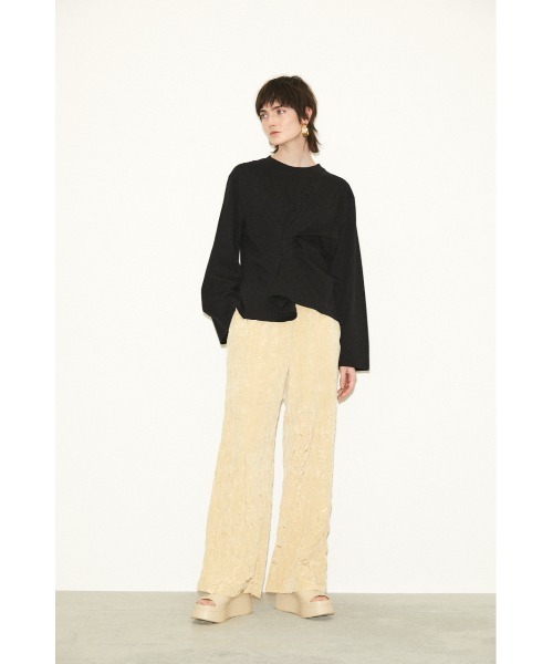 THROW by SLY(スローバイスライ)の「THROW TWIST DRAPE TOPS ツイスト ドレープ トップス(Tシャツ/カットソー・レディース・ブラック/オフホワイト・FREE)」の7枚目の写真