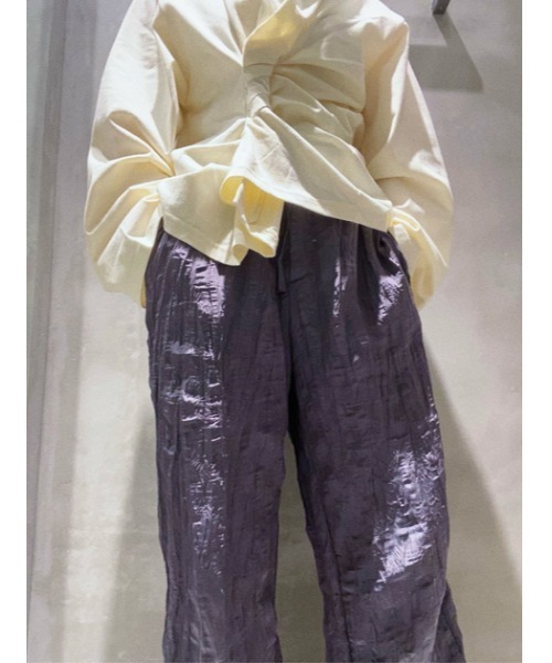 THROW by SLY(スローバイスライ)の「THROW TWIST DRAPE TOPS ツイスト ドレープ トップス(Tシャツ/カットソー・レディース・ブラック/オフホワイト・FREE)」の20枚目の写真