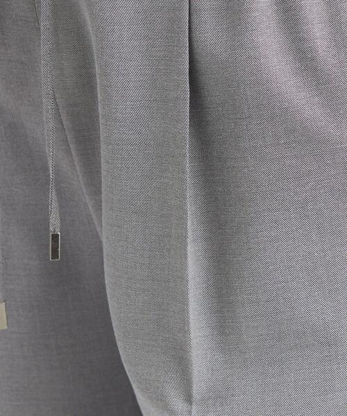 green label relaxing（グリーンレーベルリラクシング）の「CS シャーク ドロスト センタープレス ワイド パンツ <ミディアムグレー・ネイビー>（その他パンツ・レディース・ネイビー/グレー・40/38/36）」の10枚目の写真