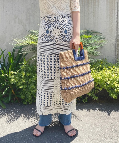 natural couture（ナチュラルクチュール）の「木手ハンドル玉編みトートバッグ（トートバッグ・レディース・キャメル/ベージュ・FREE）」の2枚目の写真