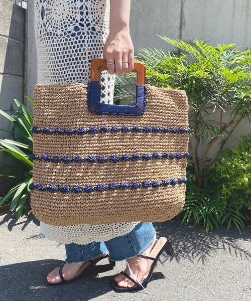 natural couture（ナチュラルクチュール）の「木手ハンドル玉編みトートバッグ（トートバッグ・レディース・キャメル/ベージュ・FREE）」の15枚目の写真