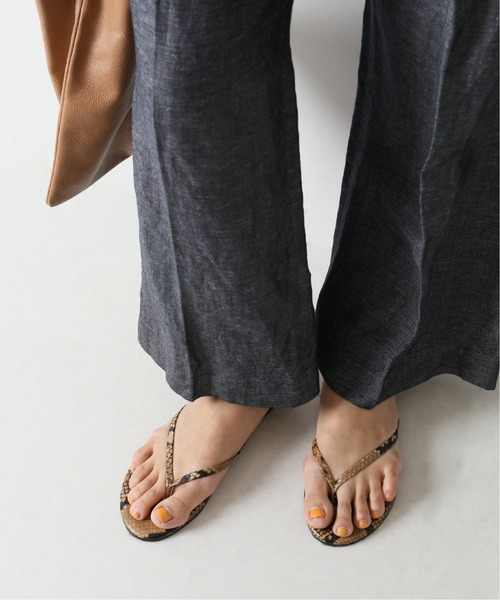 Spick & Span（スピックアンドスパン）の「【FABIO RUSCONI】トングサンダル◆（サンダル・レディース・ブラック/ブラウン系その他/ベージュ・38/36/37）」の12枚目の写真