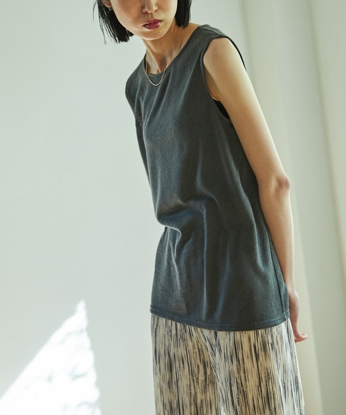 VACANCY（ヴァカンシー）の「バックオープンタンクトップ（タンクトップ・レディース・チャコールグレー/ブラウン/オレンジ・FREE）」の22枚目の写真