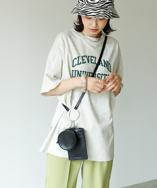 Birthday room(バースデイルーム)の「フェイクレザーキーホルダーマルチポーチ(ショルダーバッグ・レディース・ブラック/ホワイト・FREE)」の16枚目の写真