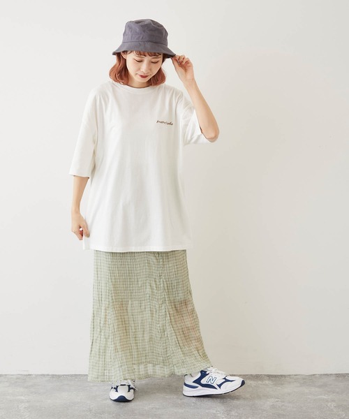 timecapsule(タイムカプセル)の「【timecapsule】「四角い思い出」転写プリント半袖ビッグTシャツ(Tシャツ/カットソー・レディース・ホワイト/ミント/モカ/ライトベージュ・FREE)」の22枚目の写真