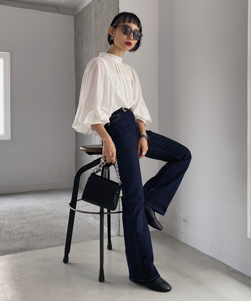 PAGEBOY（ページボーイ）の「2WAYボリュームスリーブブラウス（シャツ/ブラウス・レディース・ブラック/オフホワイト/ブラウン系その他/パープル系その他/グレイッシュベージュ・FREE）」の11枚目の写真