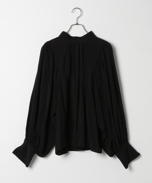 PAGEBOY（ページボーイ）の「2WAYボリュームスリーブブラウス（シャツ/ブラウス・レディース・ブラック/オフホワイト/ブラウン系その他/パープル系その他/グレイッシュベージュ・FREE）」の18枚目の写真