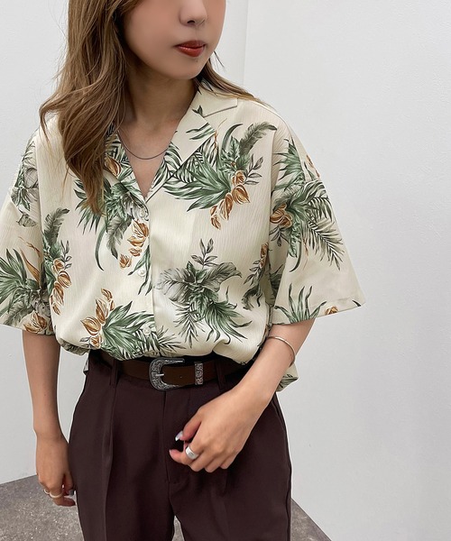 apres jour mignon（アプレジュールミニョン）の「アロハシャツ【ZOZOTOWN限定アイテム】（シャツ/ブラウス・レディース・アイボリー/ブラック/ネイビー・フリー/X-LARGE）」の4枚目の写真