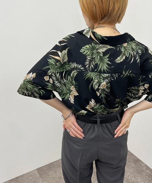 apres jour mignon（アプレジュールミニョン）の「アロハシャツ【ZOZOTOWN限定アイテム】（シャツ/ブラウス・レディース・アイボリー/ブラック/ネイビー・フリー/X-LARGE）」の13枚目の写真