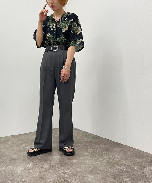 apres jour mignon（アプレジュールミニョン）の「アロハシャツ【ZOZOTOWN限定アイテム】（シャツ/ブラウス・レディース・アイボリー/ブラック/ネイビー・フリー/X-LARGE）」の14枚目の写真