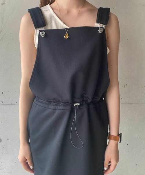CAPRICIEUX LE'MAGE(カプリシューレマージュ)の「〈WEB・一部店舗限定〉大人カットジャンスカ(ジャンパースカート・レディース・ブラック/ベージュ・FREE)」の8枚目の写真