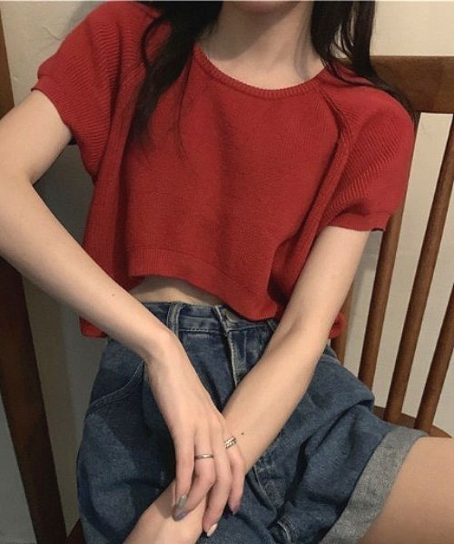 MANGROVE（マングローブ）の「ラウンドネッククロップドニットトップス（Tシャツ/カットソー・レディース・ブラウン/パープル/アイボリー/レッド/ホワイト/ブラック/ブルー/ピンク・FREE）」の8枚目の写真